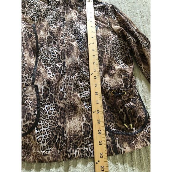 Zenergy By Chico’s Animal Print jacket zip SZ 0 - Picture 6 of 11
